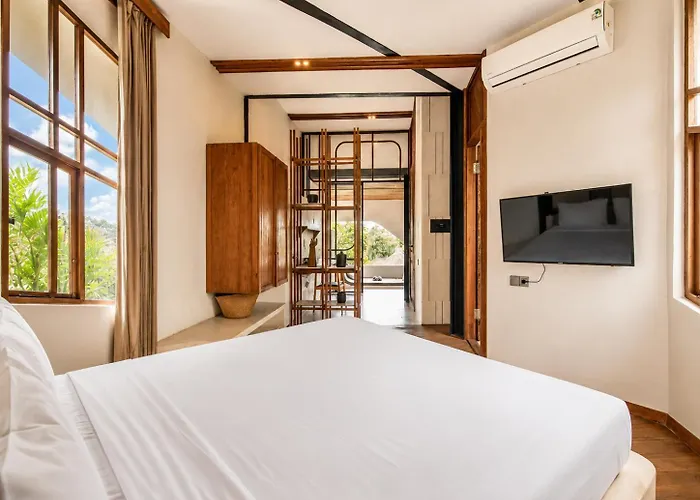 Elegant 1Br Loft With Art Deco Flair, Shared Pool